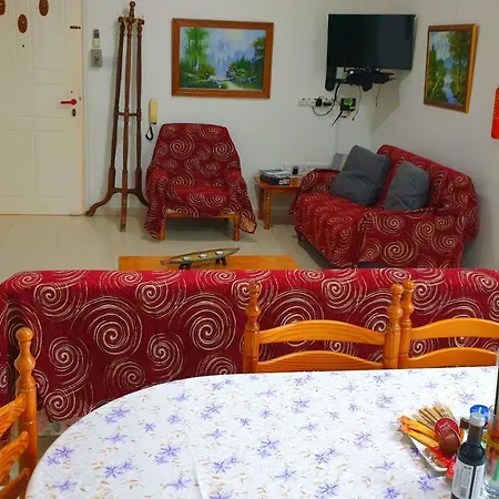 Apart Otel Astrofegia Near The Sea Agia Marina (Northern Cyprus)