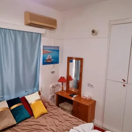 Apart Otel Astrofegia Near The Sea Agia Marina (Northern Cyprus)