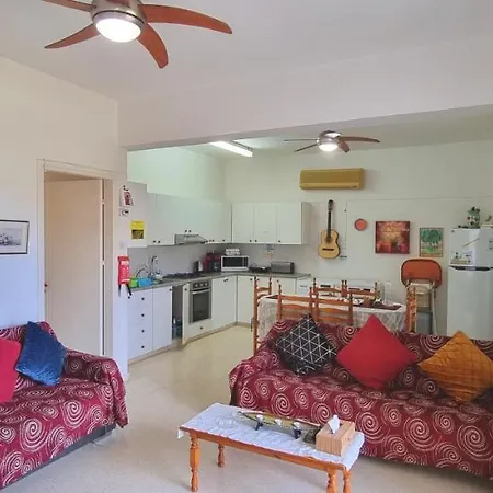 Aparthotel Astrofegia Near The Sea Agia Marina (Northern Cyprus)