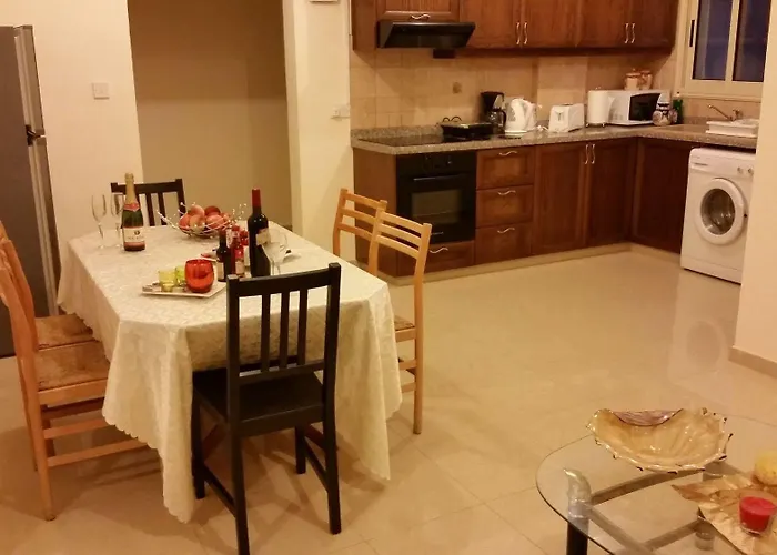 Astrofegia Near The Sea アパートホテル