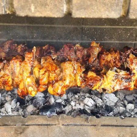 Aparthotel Astrofegia Near The Sea Agia Marina (Northern Cyprus)