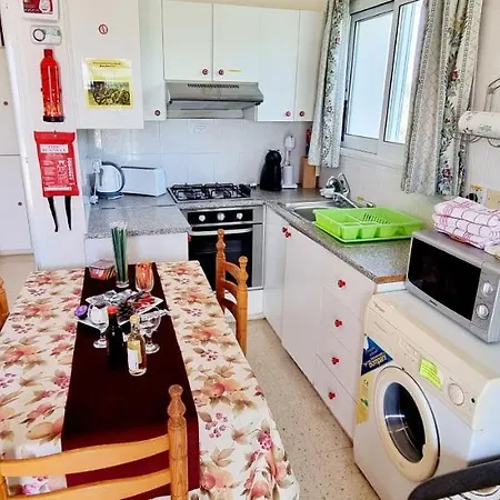 Aparthotel Astrofegia Near The Sea 4*