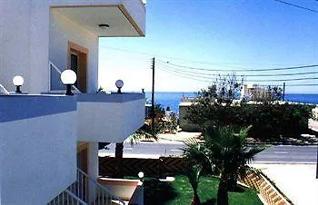 Aparthotel Astrofegia Near The Sea 4*