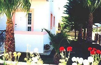 Astrofegia Near The Sea شقة فندقية Agia Marina (Northern Cyprus)