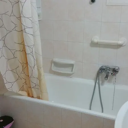 Aparthotel Astrofegia Near The Sea Agia Marina (Northern Cyprus)