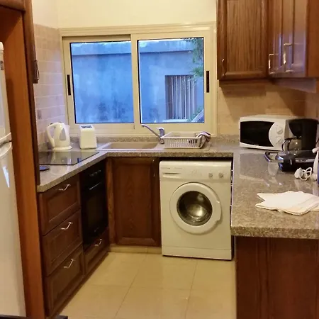 Astrofegia Near The Sea Aparthotel