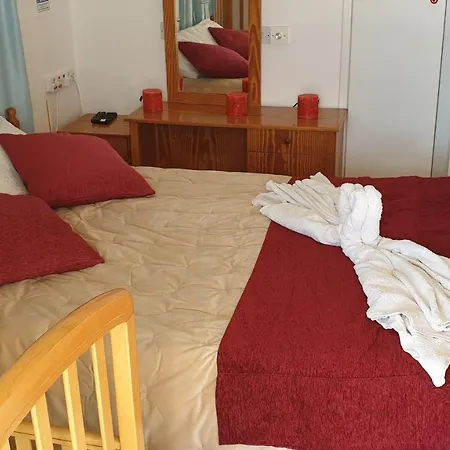 Astrofegia Near The Sea Aparthotel Agia Marina (Northern Cyprus)