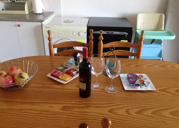 Aparthotel Astrofegia Near The Sea Agia Marina (Northern Cyprus)