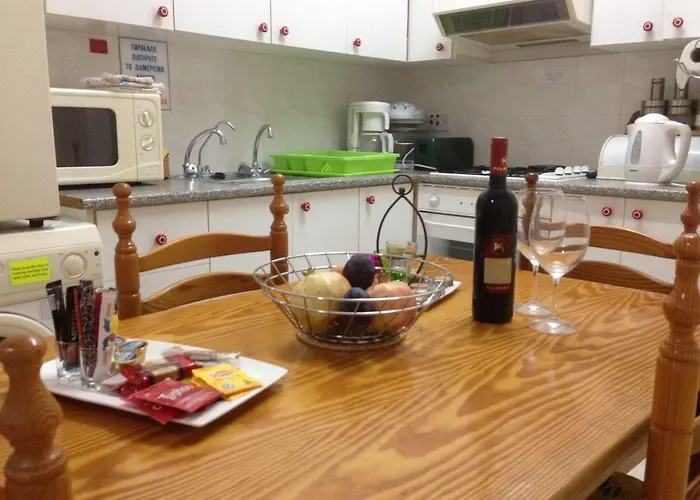 Aparthotel Astrofegia Near The Sea